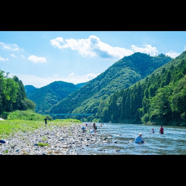 【NEWS】茨城・大子町産ヒノキのバレルサウナを体験！　サウナのあとは清流・久慈川へ……大自然の中で“ととのう”イベントが開催!!